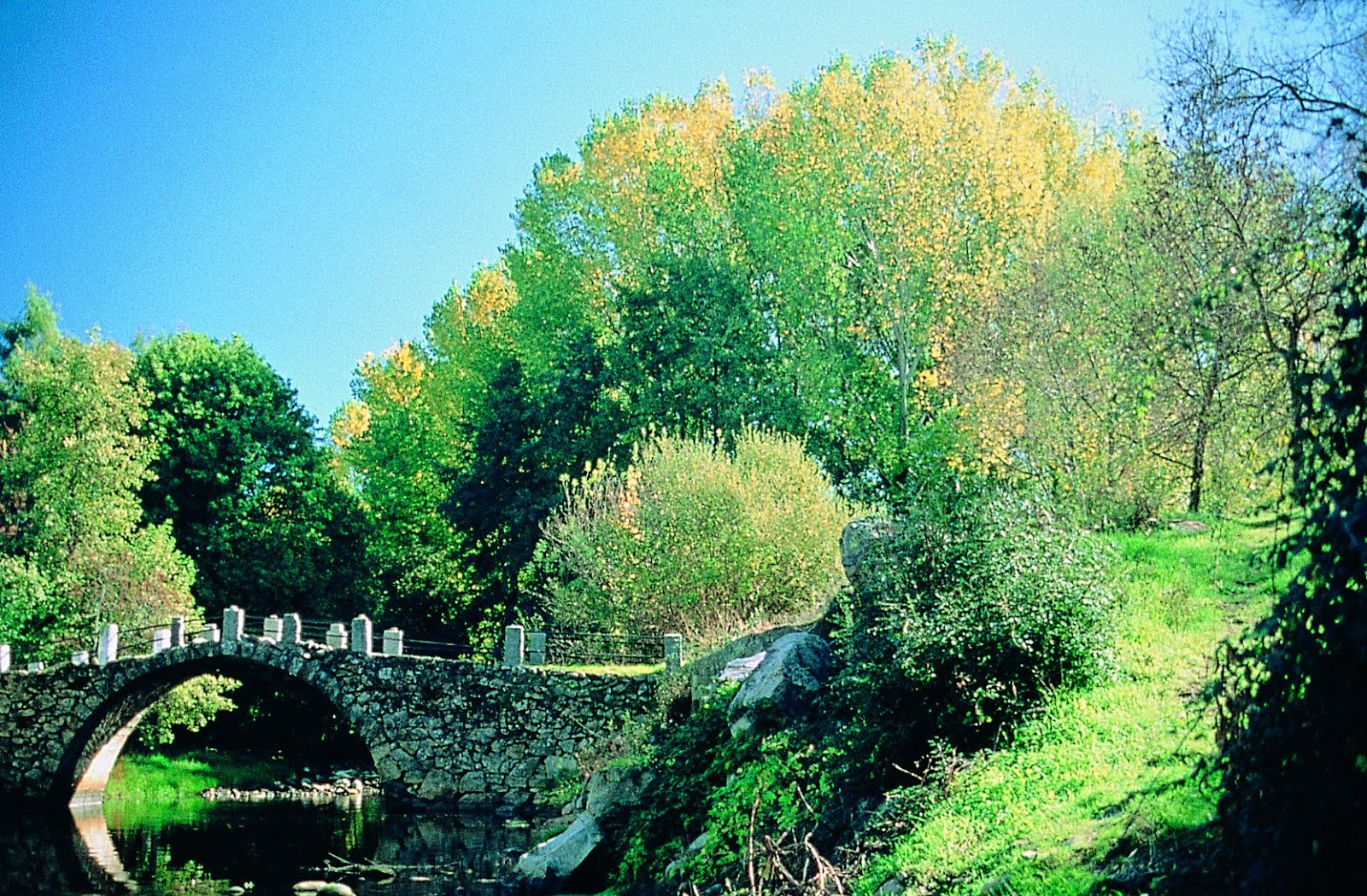 32-33_3 puente la doncella