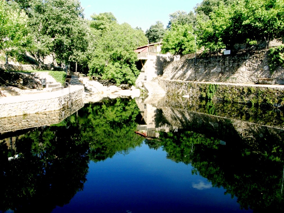 piscina Casas del Monte